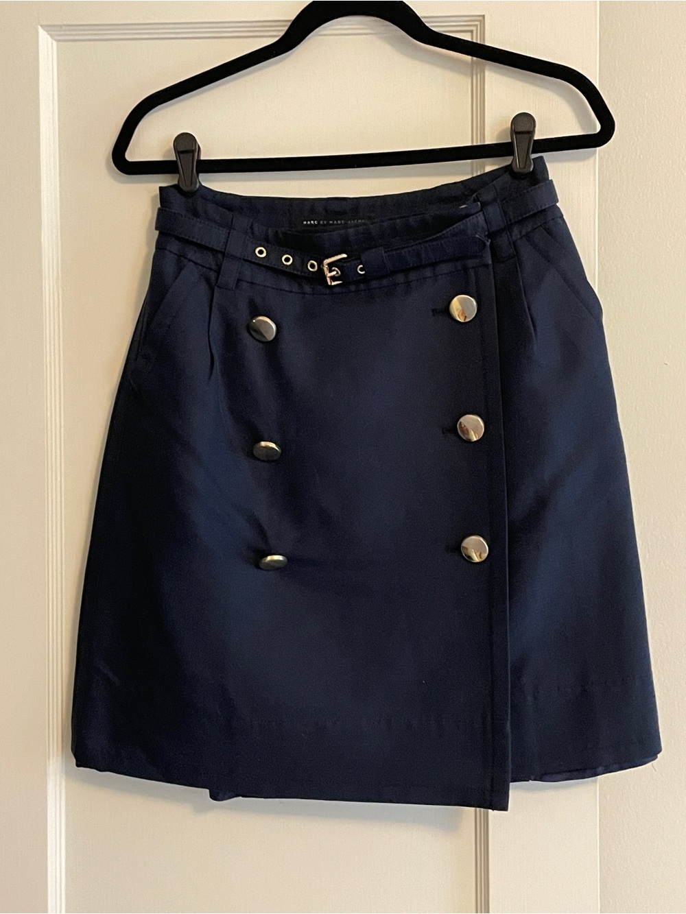 VTG Marc by Marc Jacobs navy trenchcoat-style mini wrap skirt with belt